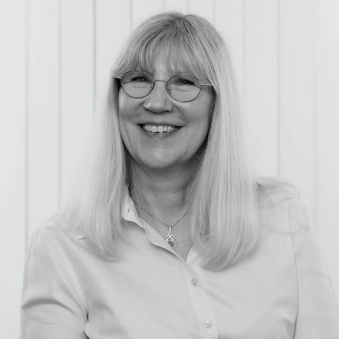 Yvonne Noble